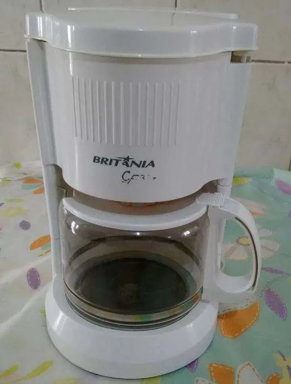Jarra de Vidro para Cafeteira Britânia CF32 Preta 4 Jarra de Vidro para Cafeteira Britânia CF32 Preta - Imagem 4