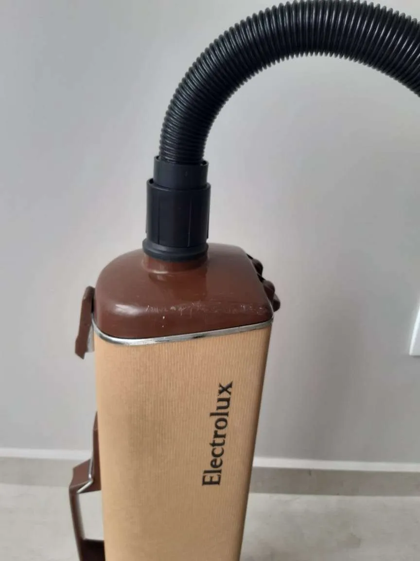 Mangueira para Aspirador de Pó Electrolux Z110 Preta - Imagem 6