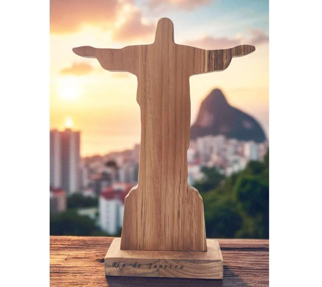 Enfeite Decoração Estátua Artesanal Cristo Redentor e Pão de Açucar em Madeira Teca - Imagem 4